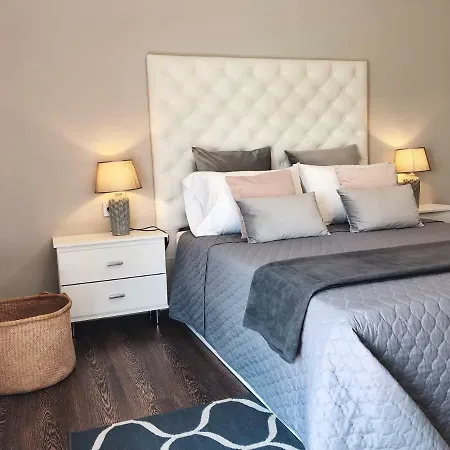 Mia Sear Areas Sanxenxo